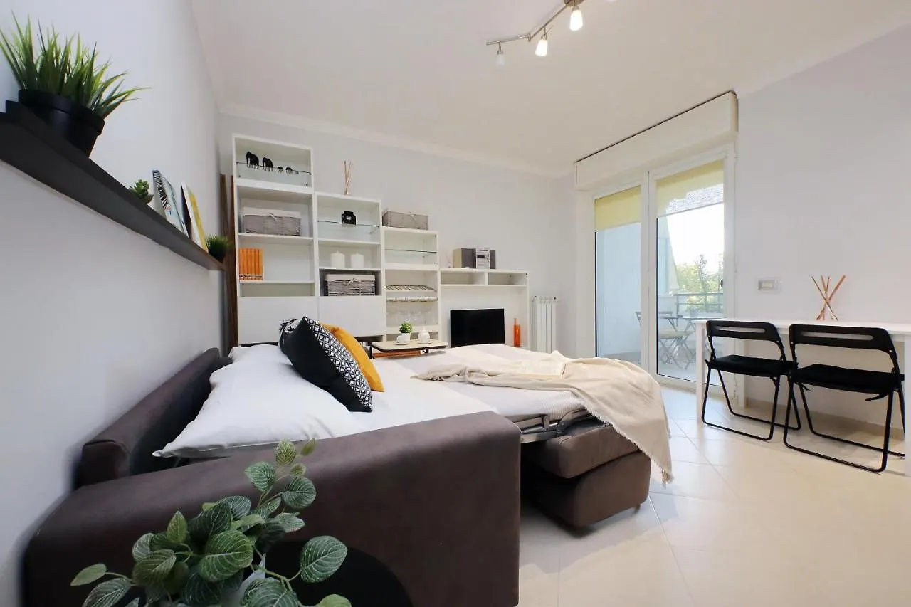 Apartment Bilocale Con Vista Sull'Aeroporto - Comodo Per Il Viaggio Fiumicino