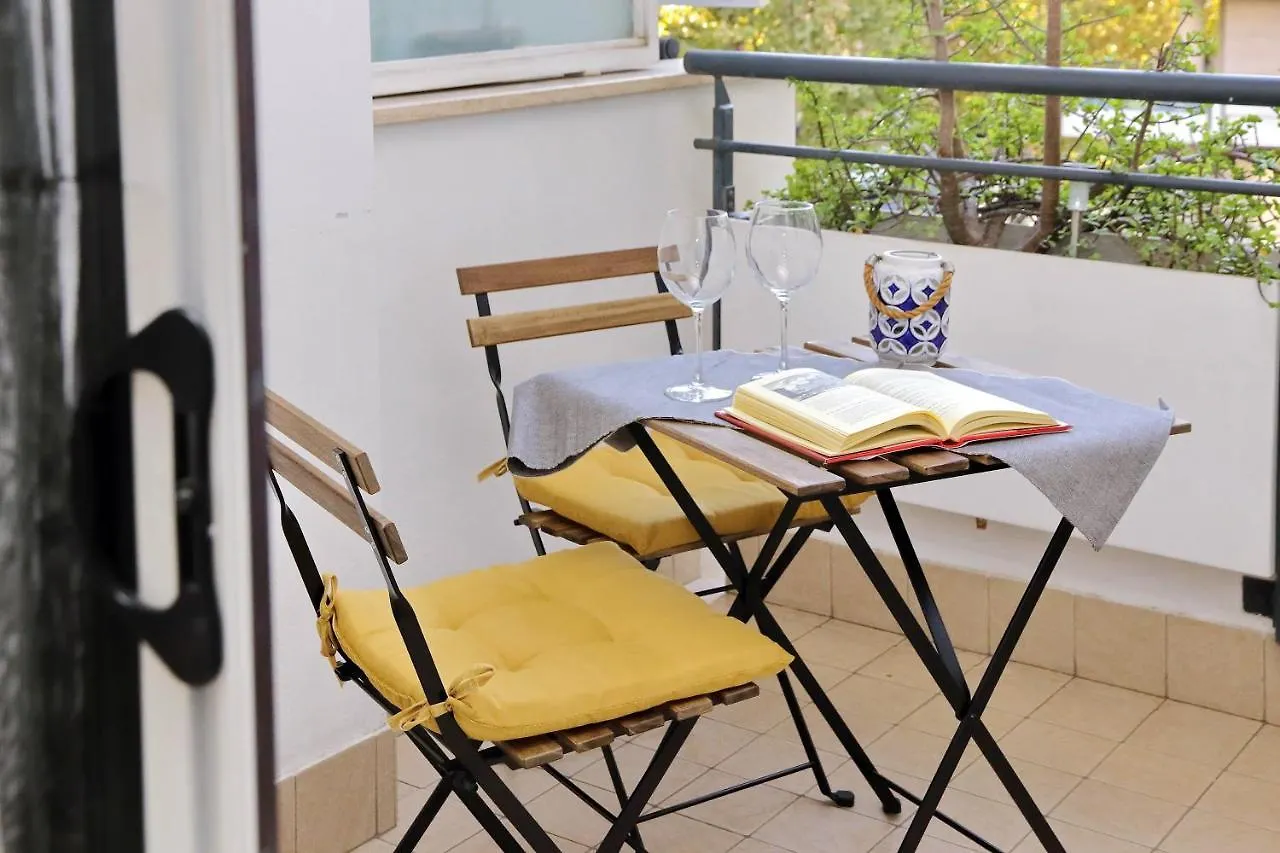 Bilocale Con Vista Sull'Aeroporto - Comodo Per Il Viaggio Fiumicino Apartment