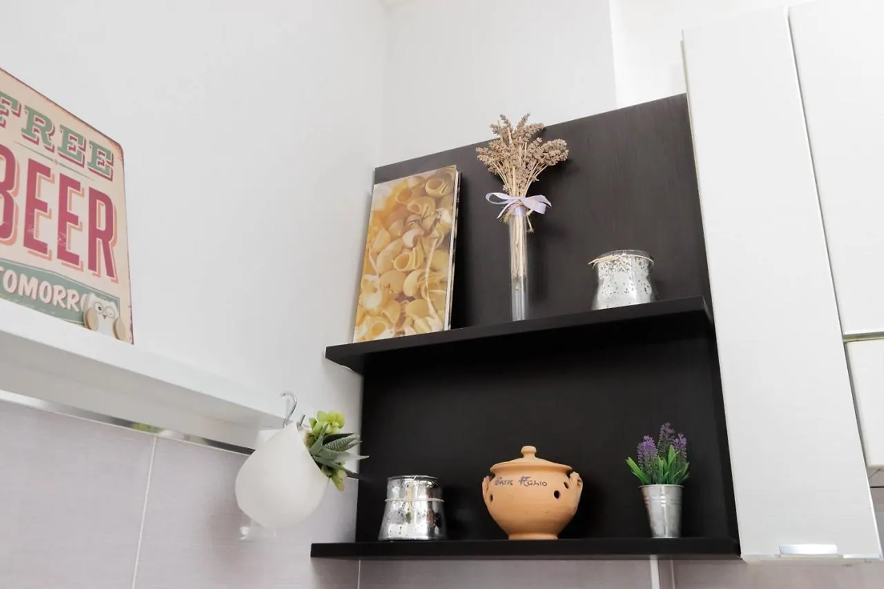 Apartment Bilocale Con Vista Sull'Aeroporto - Comodo Per Il Viaggio Fiumicino Italy